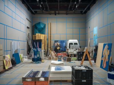 Hinter den kulissen: so entsteht eine ausstellung von idee bis hanging